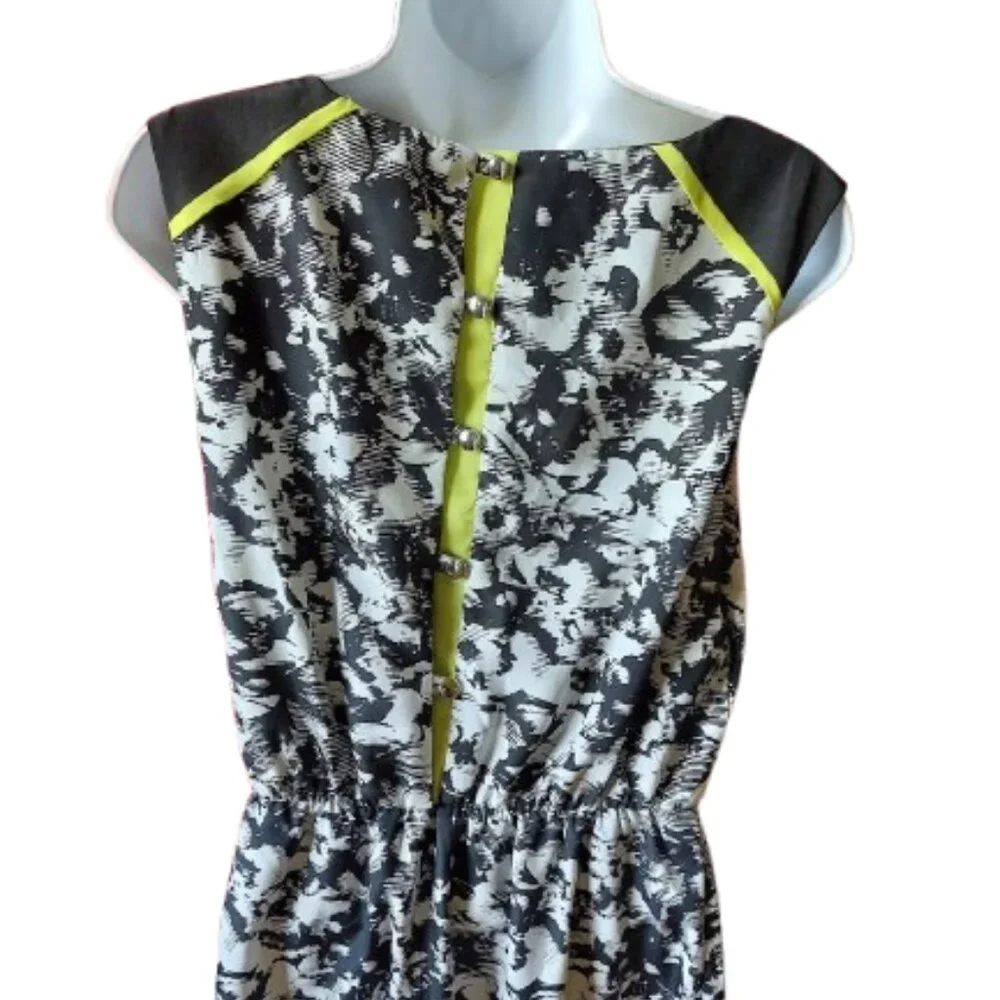 Black and White Sleeveless Dress Size Medium NEW NWOT - Picture 7 of 7